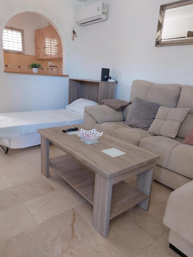 Lovely Apartment In Torremolinos Views Of The Sea, Pool, Terrace, Sofa Bed And Fully Equipped Kitchen Buitenkant foto