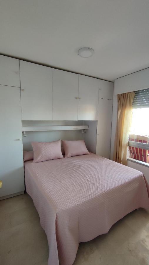 Lovely Apartment In Torremolinos Views Of The Sea, Pool, Terrace, Sofa Bed And Fully Equipped Kitchen Buitenkant foto