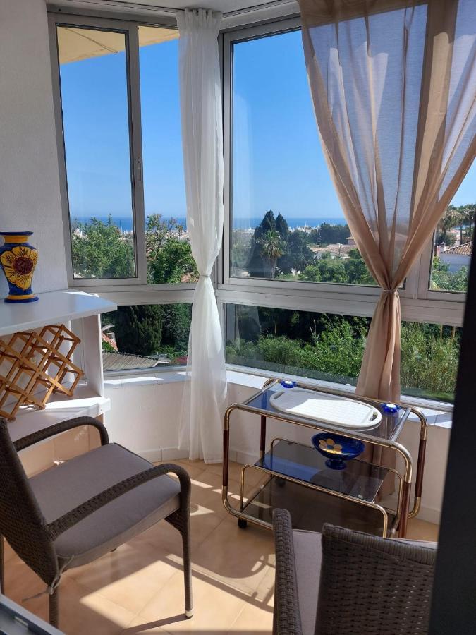 Lovely Apartment In Torremolinos Views Of The Sea, Pool, Terrace, Sofa Bed And Fully Equipped Kitchen Buitenkant foto