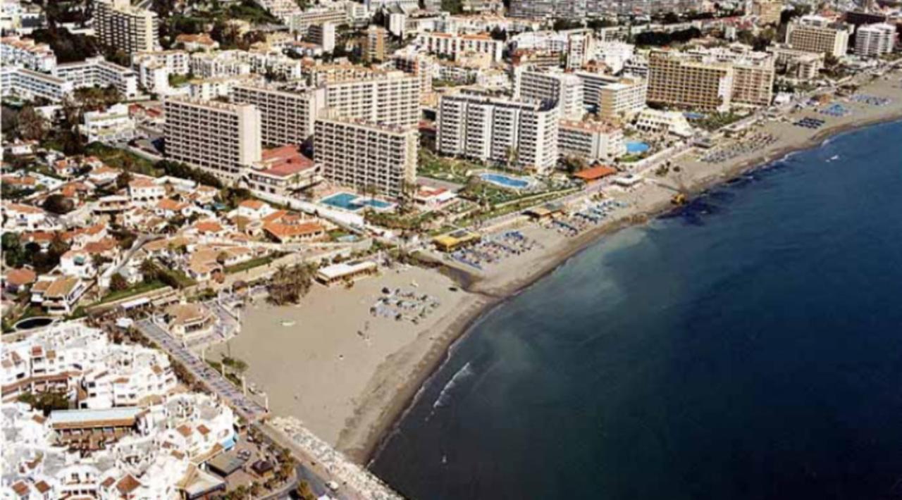 Lovely Apartment In Torremolinos Views Of The Sea, Pool, Terrace, Sofa Bed And Fully Equipped Kitchen Buitenkant foto